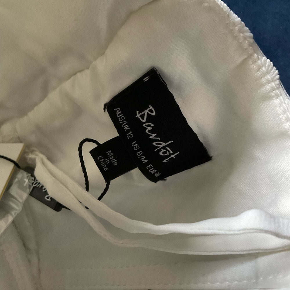 🆕 BARDOT Lilya Dress in Ivory - Picture 7 of 12